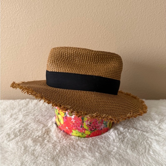 Eric Javits Straw Tan Hat with Black Band - Picture 4 of 9